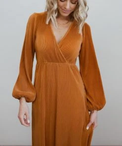 BB Custom Venus Pleated Maxi Dress | Saffron Dresses