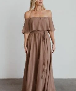 BB Custom Victoria Off Shoulder Maxi Dress | Mocha