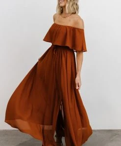 BB Custom Victoria Off Shoulder Maxi Dress | Spice Dresses