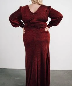 Soi Dresses Zae Shimmer Gown | Merlot 26 Soi Dresses Zae Shimmer Gown | Merlot