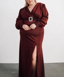 Soi Dresses Zae Shimmer Gown | Merlot 23 Soi Dresses Zae Shimmer Gown | Merlot