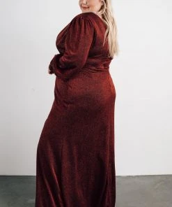 Soi Dresses Zae Shimmer Gown | Merlot 19 Soi Dresses Zae Shimmer Gown | Merlot