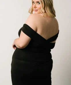 DD Zaire Off Shoulder Maxi Dress | Black Dresses